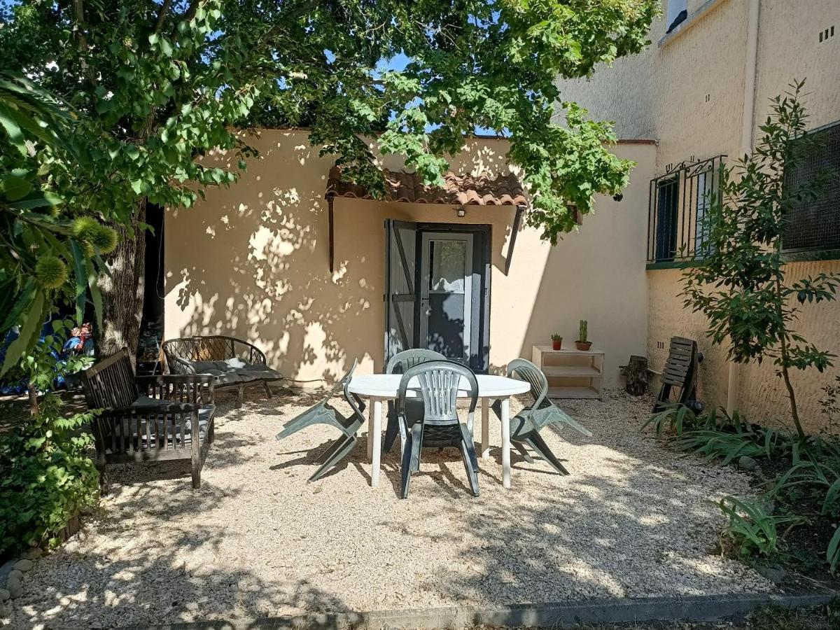 Location Saisonniere Curiste Apartment Montesquieu  Bagian luar foto