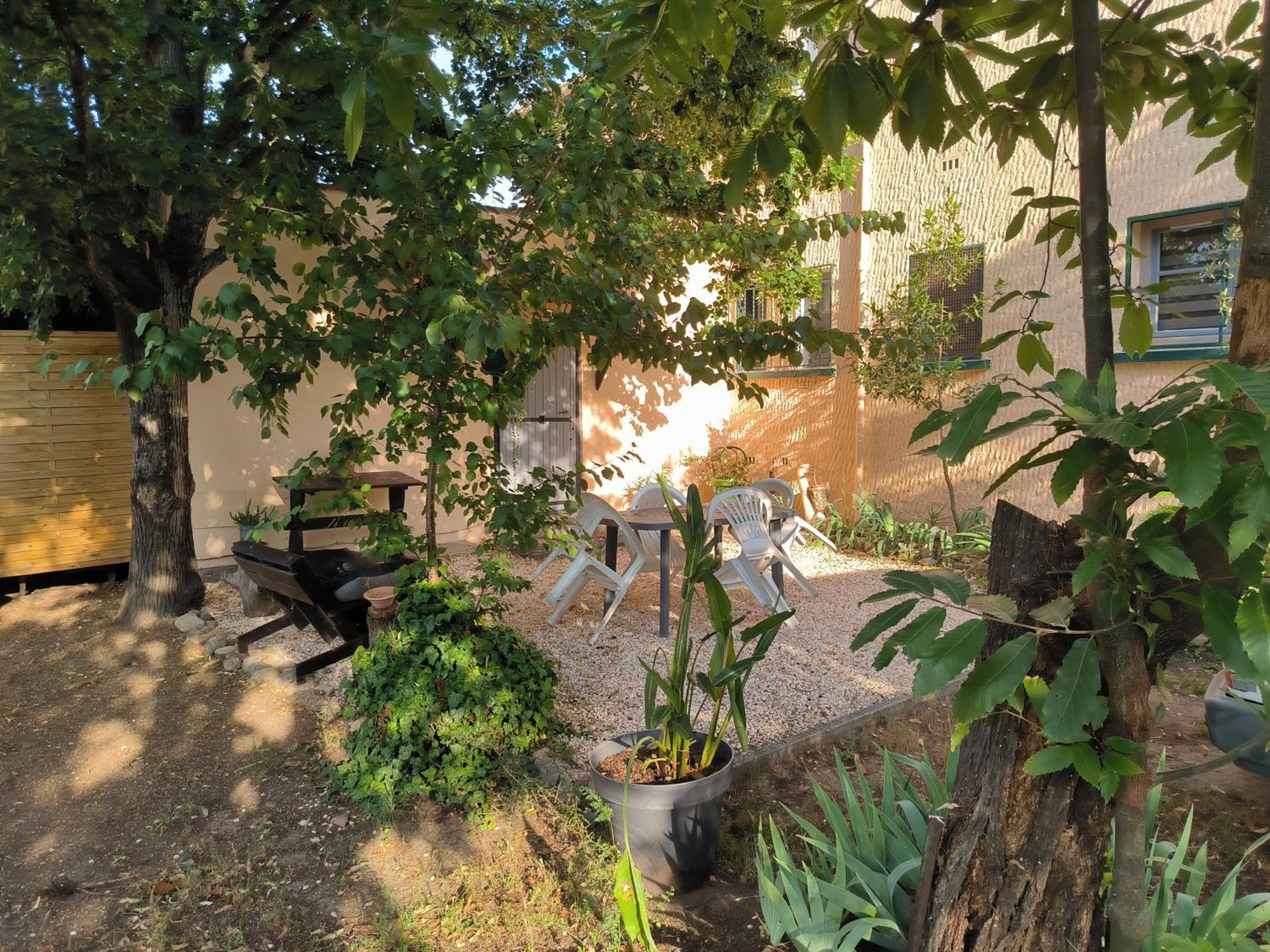 Location Saisonniere Curiste Apartment Montesquieu  Bagian luar foto